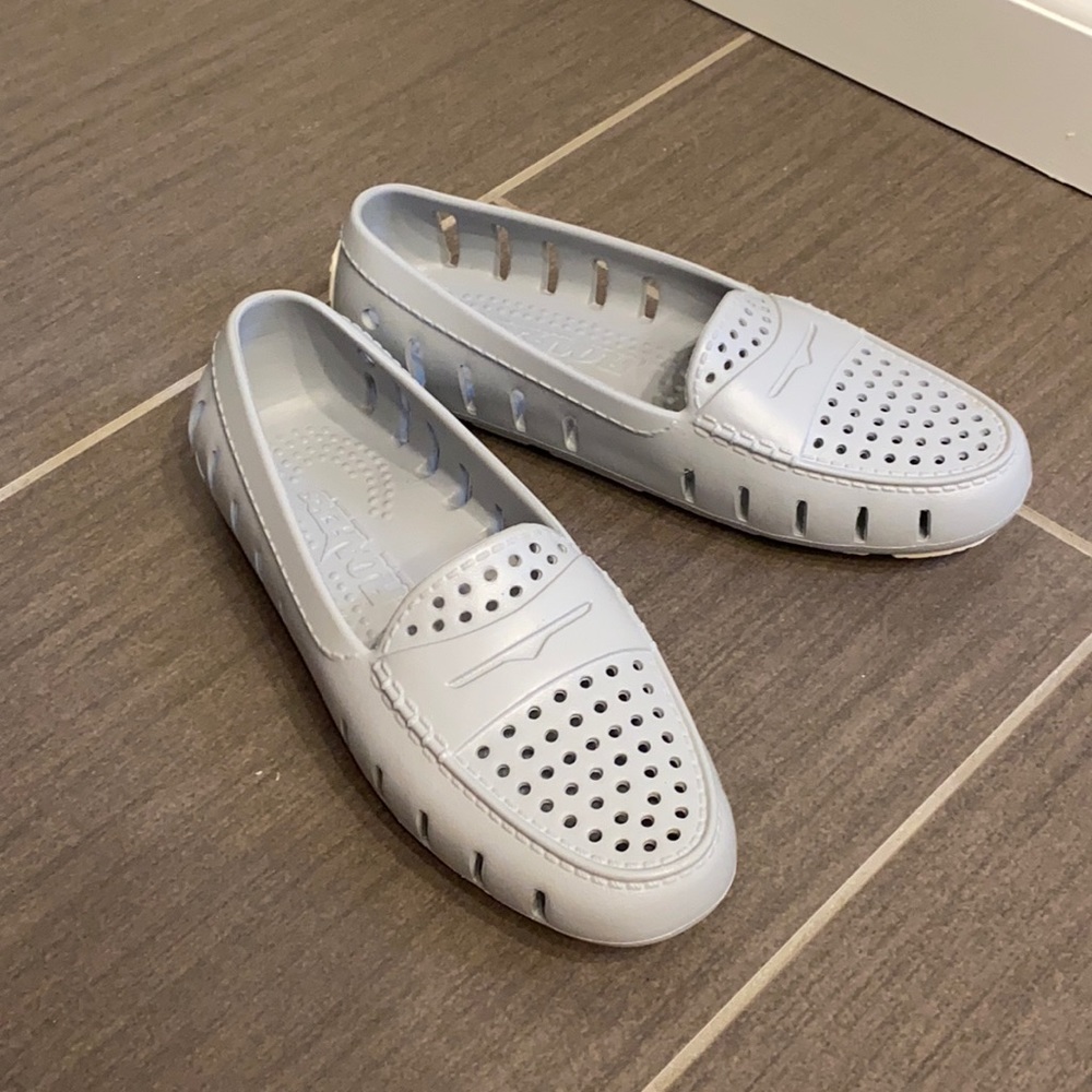 Floafers